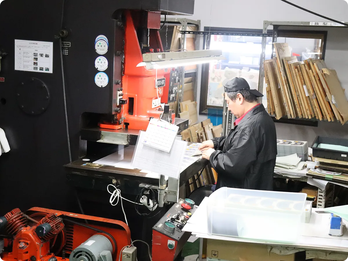 高速全自動印刷ラインの機器の画像